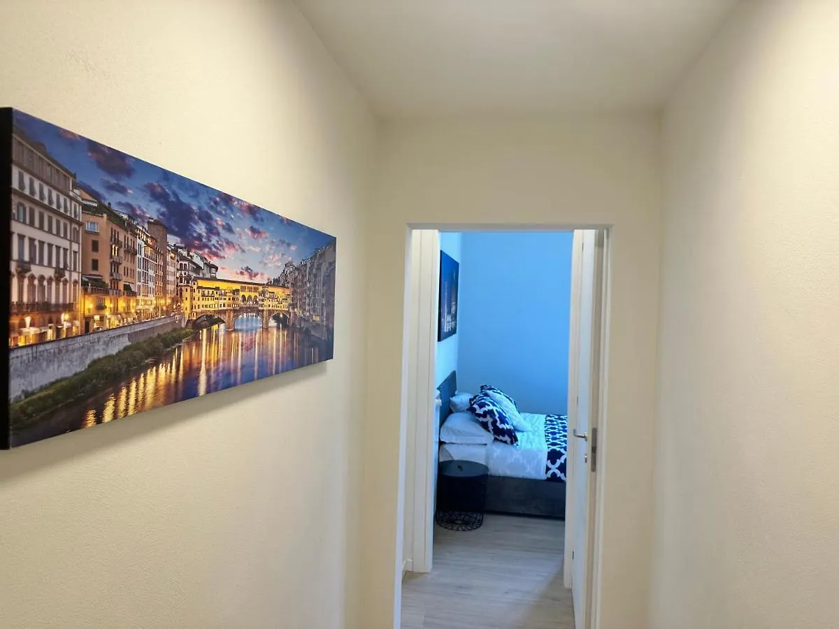 Clyde Large Suite Florence